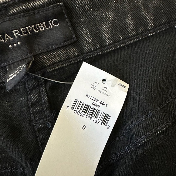 NWT BANANA REPUBLIC Denim Mini Skirt in Black Wash - Picture 11 of 15